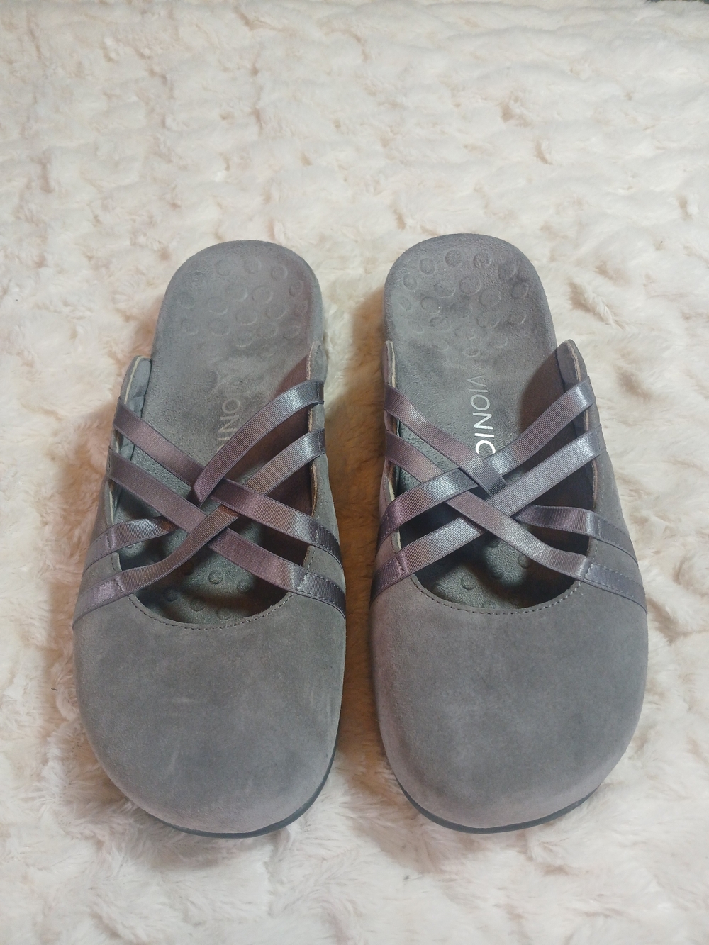 Vionic Womens Claire Gray Suede Slip On Mule Shoes Size 10